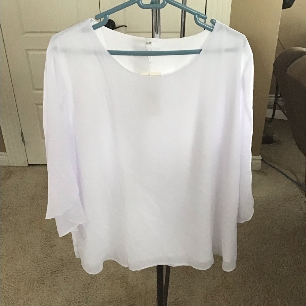 3/4 Split Sleeve Light Flowy Top
